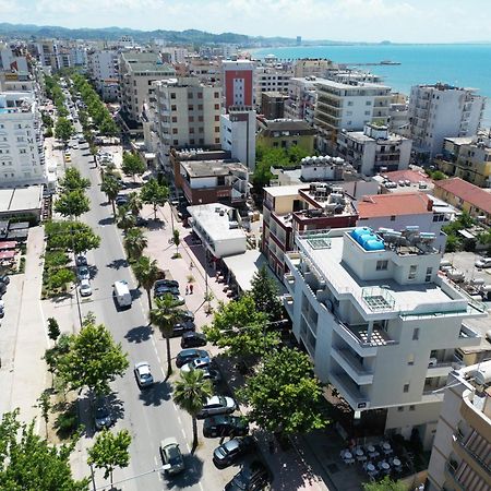 Hotel Vila Emes Durrës Exterior foto