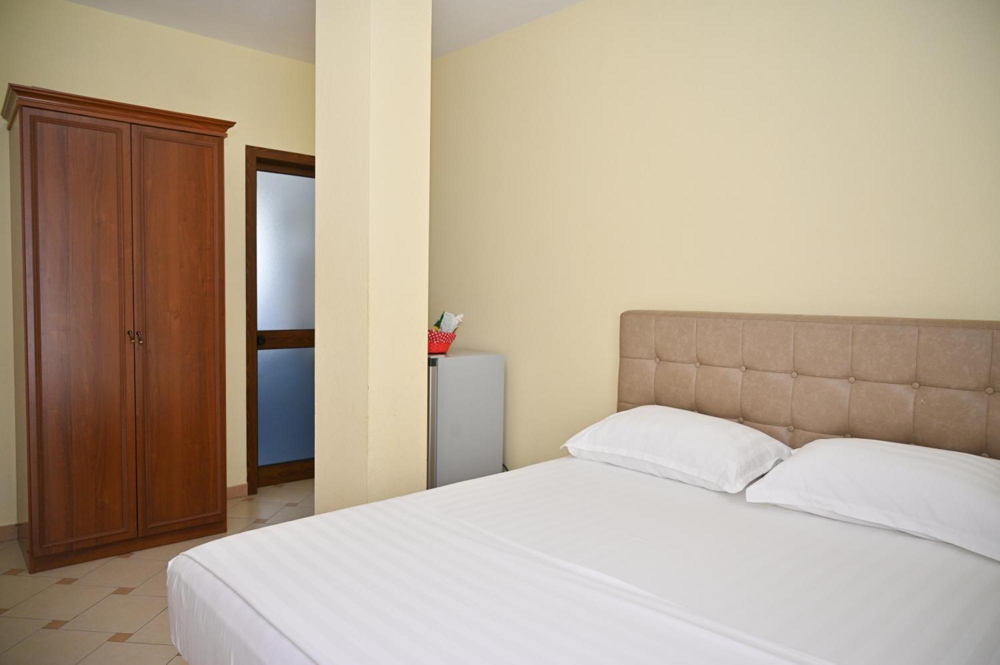 Hotel Vila Emes Durrës Zimmer foto